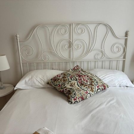 Ad Verona Flat Bagian luar foto