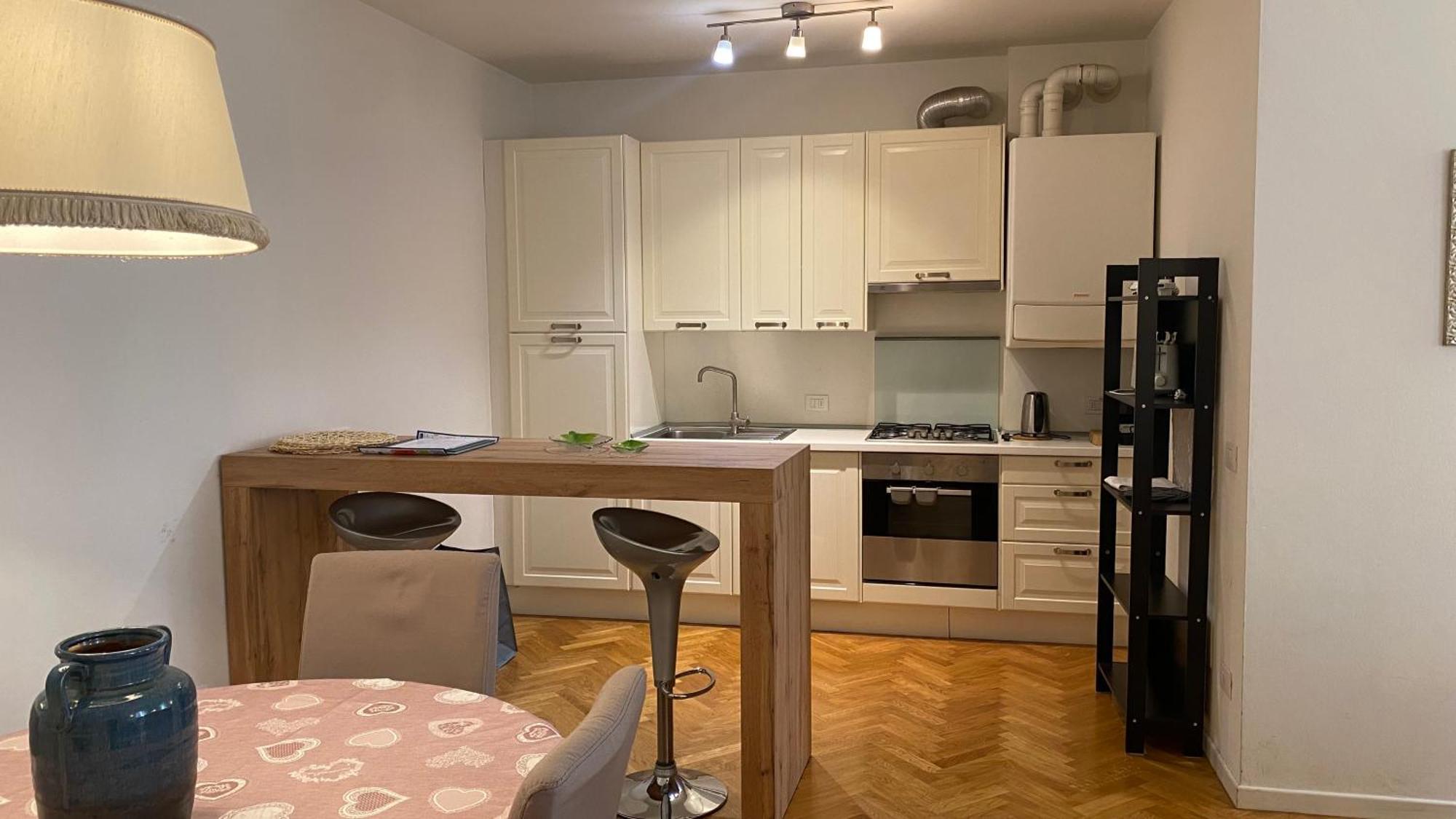 Ad Verona Flat Bagian luar foto