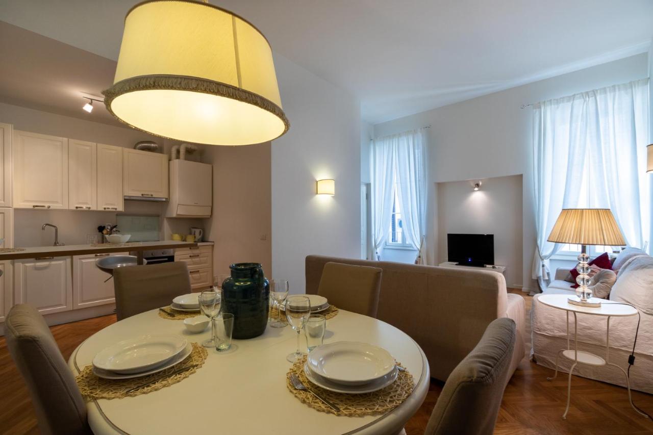 Ad Verona Flat Bagian luar foto